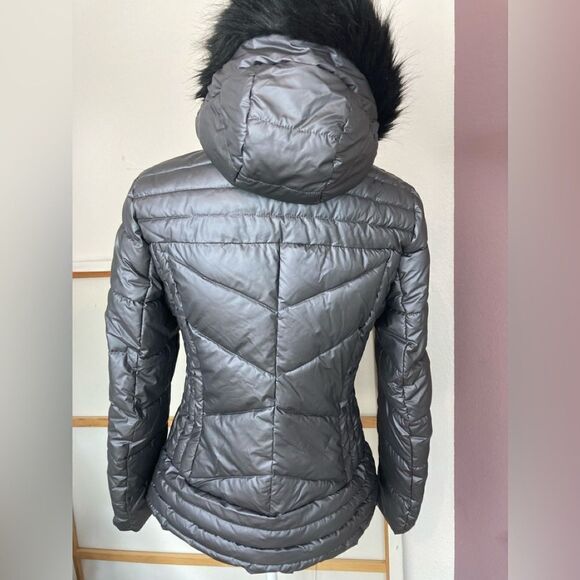 Nanette Lepore NWOT puffer parka w/ faux fur trimmed detachable hood🎉 - Picture 5 of 13